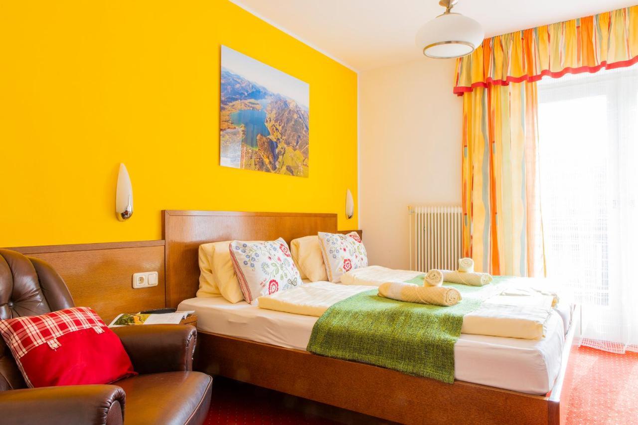 Hotel Garni Weberhausl 施特罗布尔 外观 照片